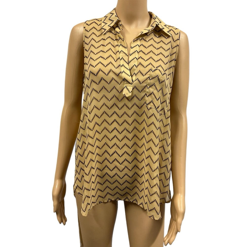 Pleione Sleeveless Semi Sheer Collared Pocket Geometric Print Blouse Womens S